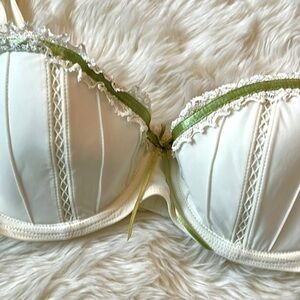 Elle McPherson Fairy Bra